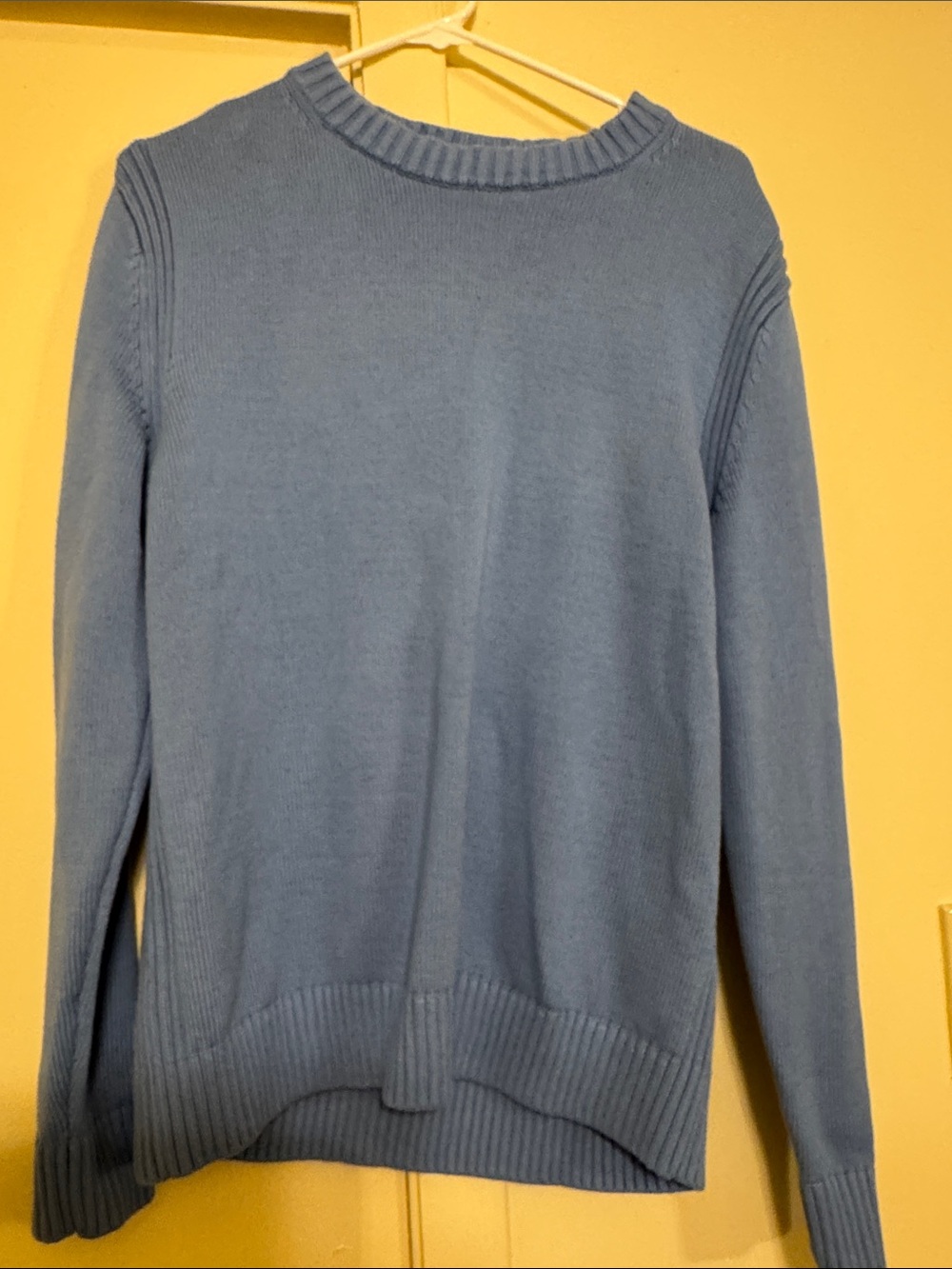 Banana Republic Men's Sky Blue Crewneck Sweater